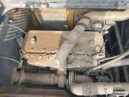 徐工XE490DK履带式挖掘机