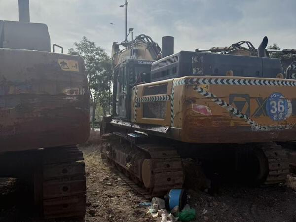 徐工XE490DK履带式挖掘机