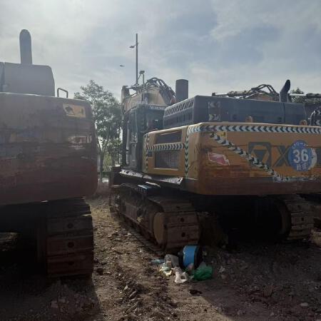 徐工XE490DK履带式挖掘机