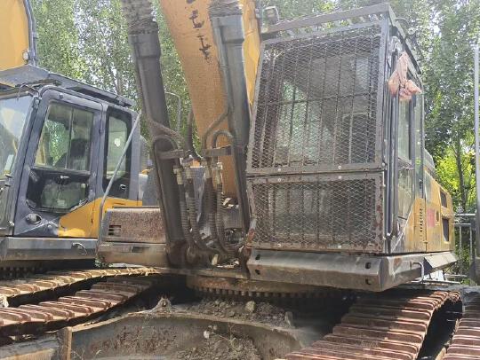 徐工XE550DK履帶式挖掘機