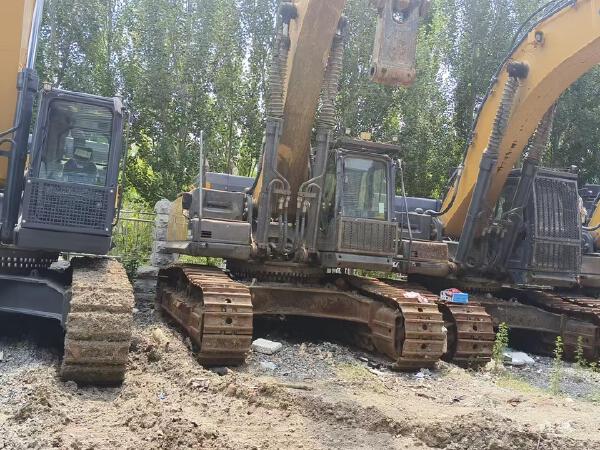 徐工XE550DK履帶式挖掘機