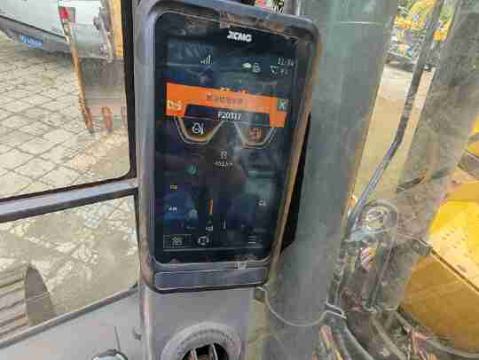 徐工XE135G履帶式挖掘機