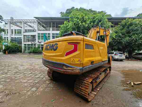 徐工XE135G履帶式挖掘機