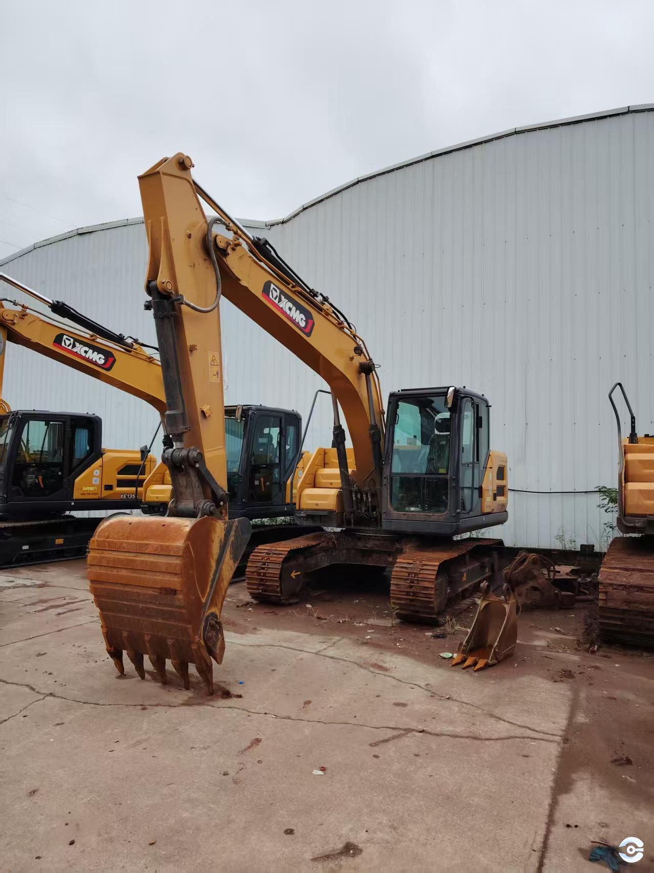 徐工XE135G履帶式挖掘機