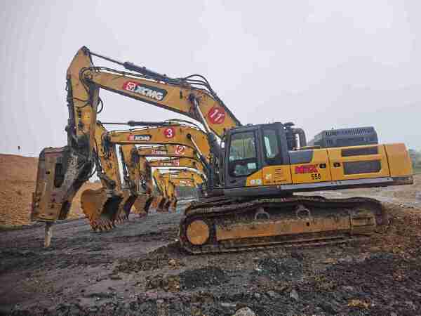 徐工XE490DK履带式挖掘机