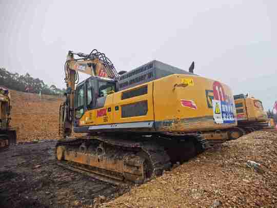 徐工XE490DK履带式挖掘机