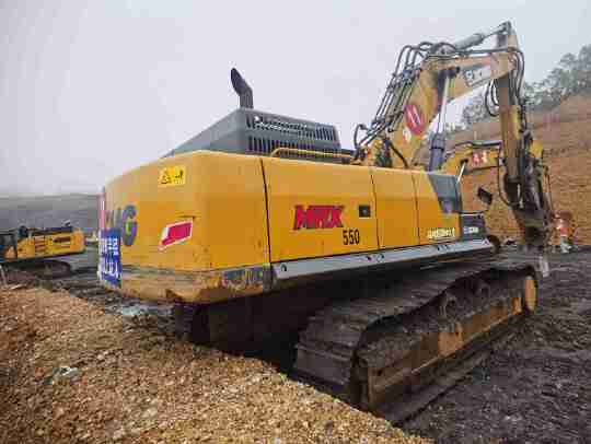 徐工XE490DK履带式挖掘机