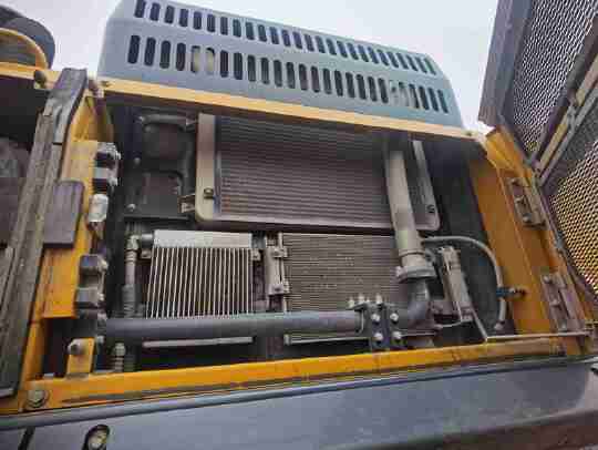 徐工XE490DK履带式挖掘机