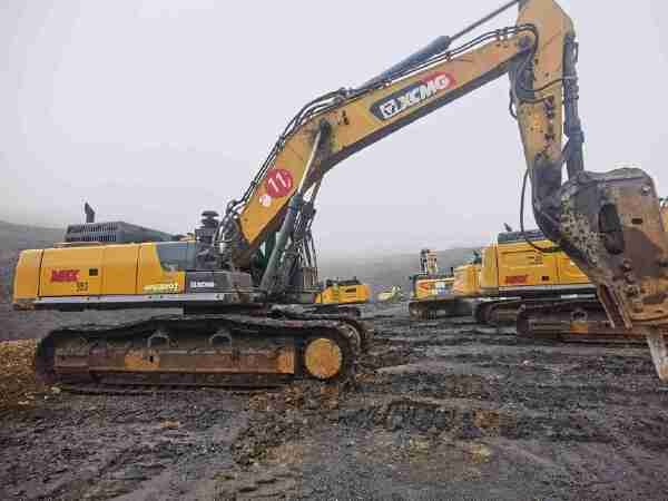 徐工XE490DK履带式挖掘机