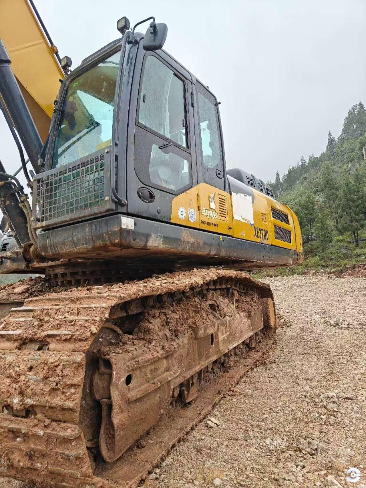 徐工XE490DK履带式挖掘机