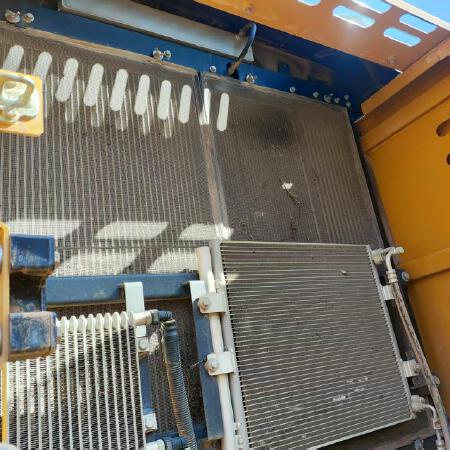 徐工XE380GK履带式挖掘机