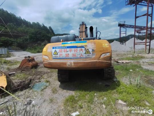 徐工XE370D履帶式挖掘機