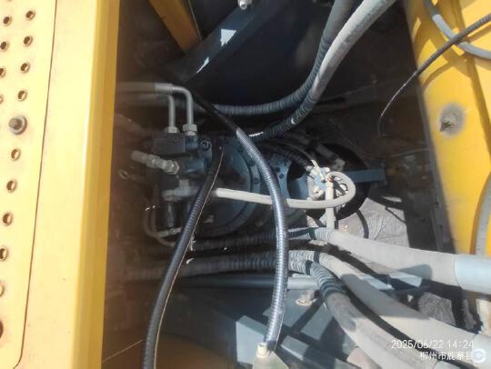 徐工XE370D履帶式挖掘機