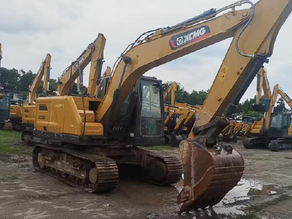 徐工XE135G履帶式挖掘機(jī)