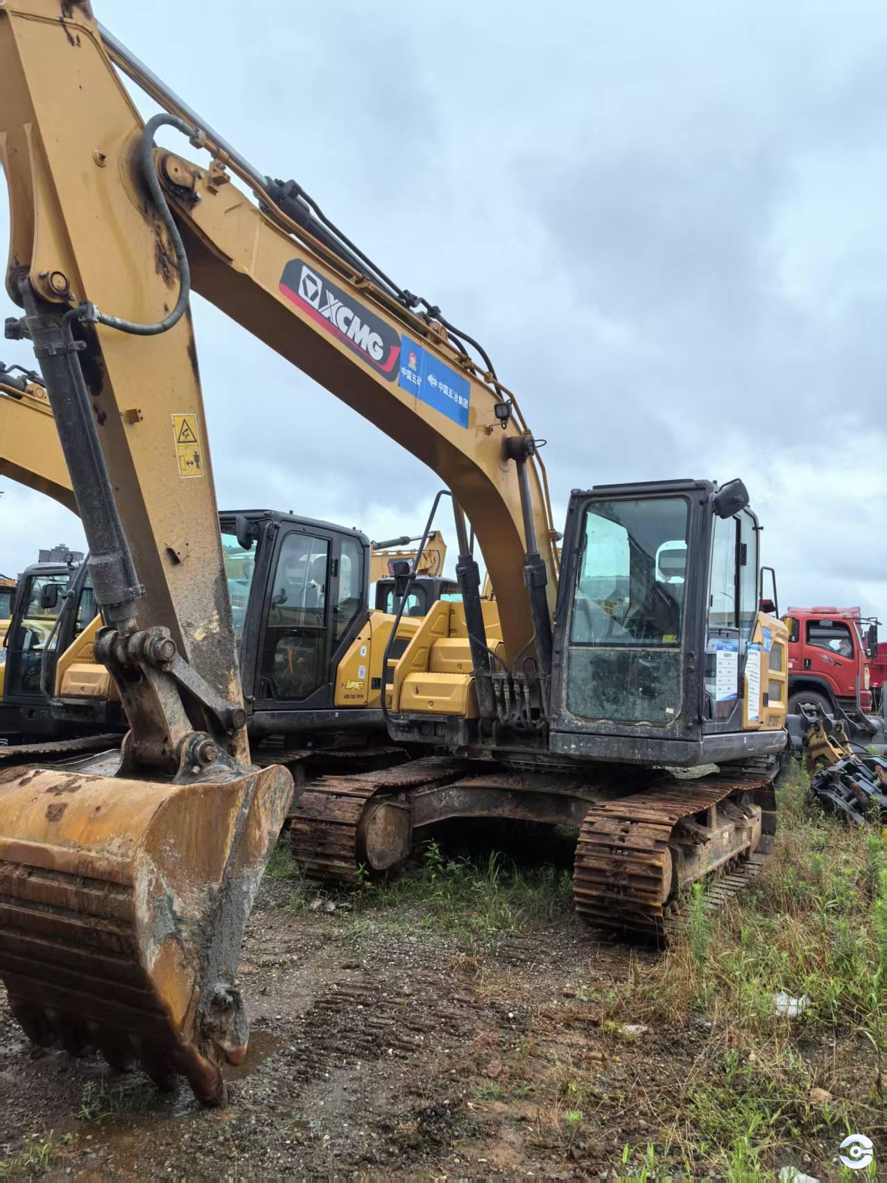 徐工XE135G履帶式挖掘機