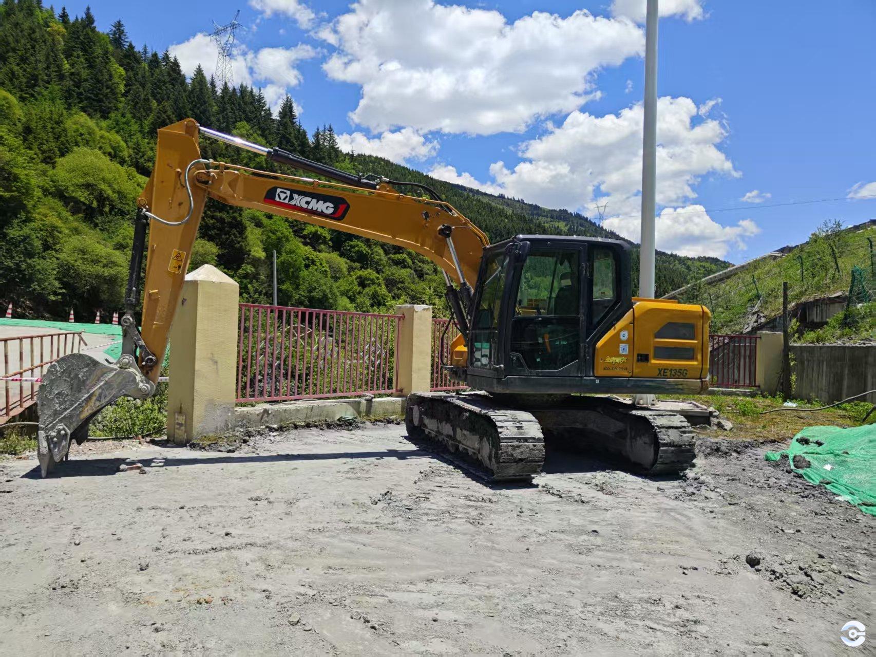 徐工XE135G履帶式挖掘機