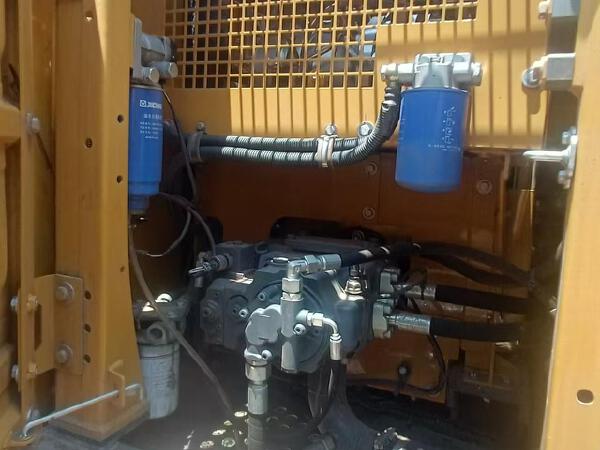 徐工XE135G履帶式挖掘機