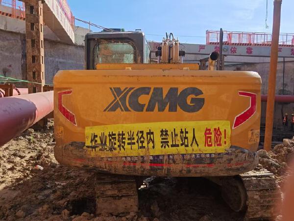 徐工XE135G履帶式挖掘機