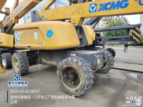 徐工GTBZ26S直臂式高空作業(yè)車