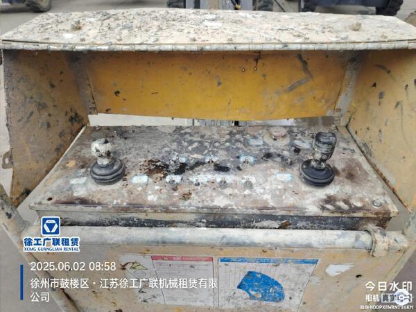 徐工GTBZ26S直臂式高空作業(yè)車