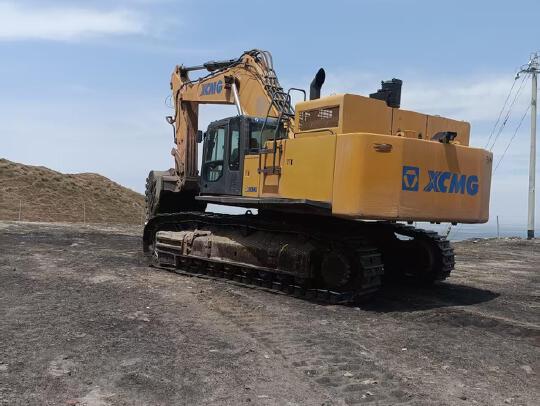 徐工XE700D履帶式挖掘機