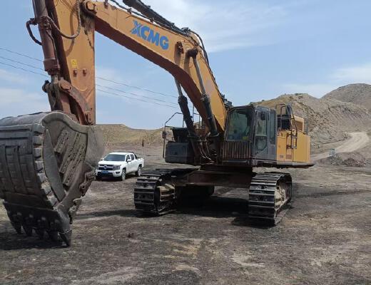 徐工XE700D履带式挖掘机