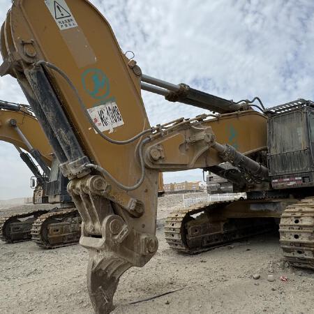 徐工XE900D履带式挖掘机