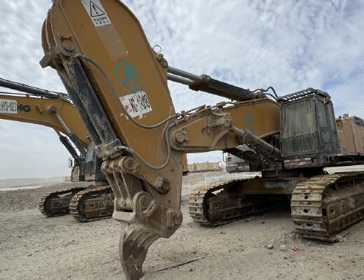 徐工XE900D履带式挖掘机