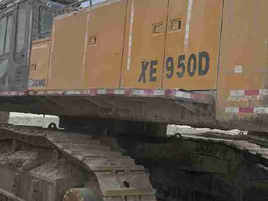 徐工XE900D履帶式挖掘機