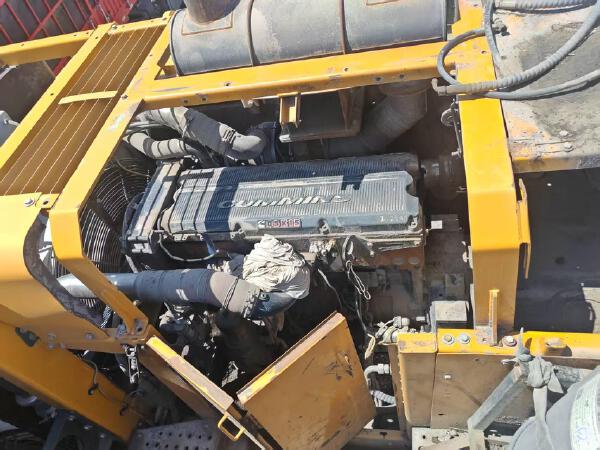 徐工XE900D履帶式挖掘機