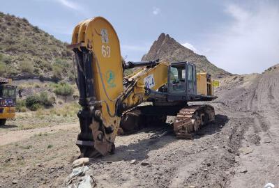 徐工XE900D履帶式挖掘機(jī)