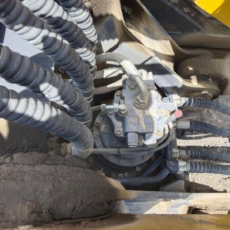 徐工XE900D履带式挖掘机