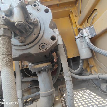 徐工XE700D履带式挖掘机