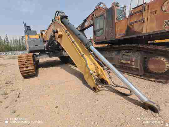 徐工XE700D履帶式挖掘機