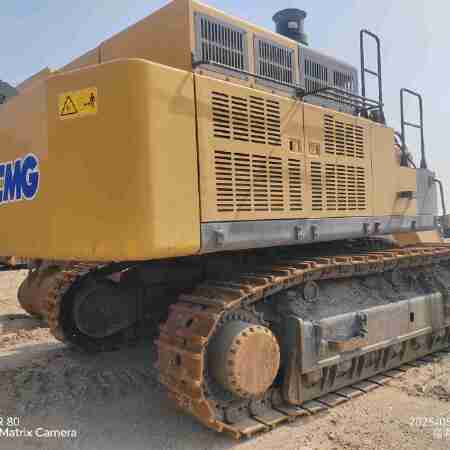 徐工XE700D履带式挖掘机