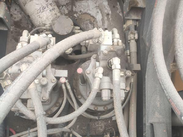 徐工XE700D履帶式挖掘機