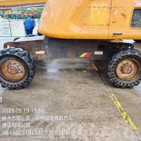 徐工GTBZ22S直臂式高空作业平台