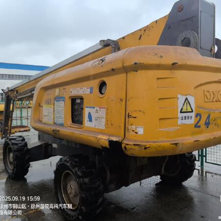 徐工GTBZ22S直臂式高空作业平台