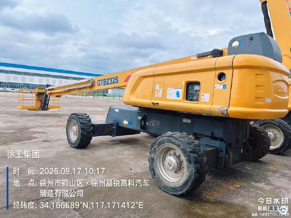 徐工GTBZ32S直臂式高空作業車