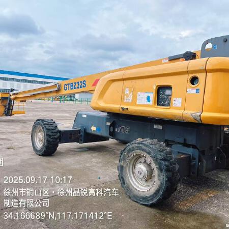 徐工GTBZ32S直臂式高空作业车