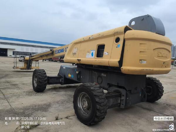 徐工GTBZ32S直臂式高空作業(yè)車