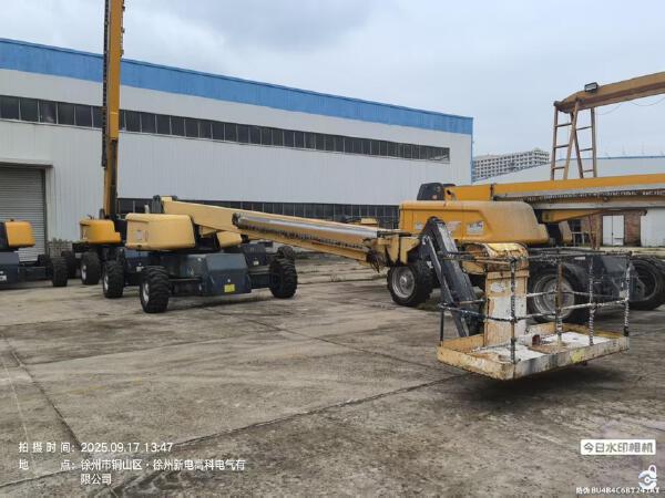 徐工GTBZ32S直臂式高空作業(yè)車