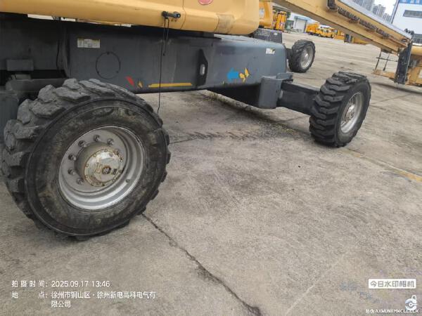 徐工GTBZ32S直臂式高空作業(yè)車