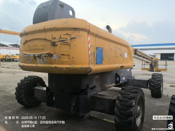 徐工GTBZ32S直臂式高空作業(yè)車