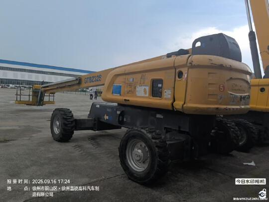 徐工GTBZ32S直臂式高空作業(yè)車(chē)