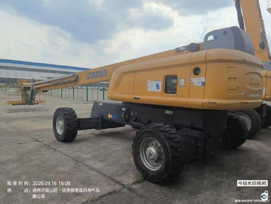 徐工GTBZ32S直臂式高空作業車