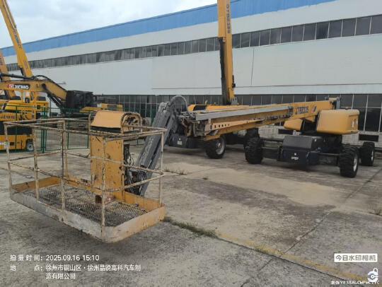 徐工GTBZ32S直臂式高空作業車