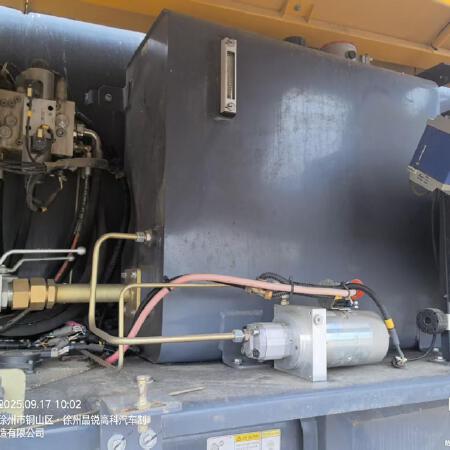 徐工GTBZ38S直臂式高空作业车