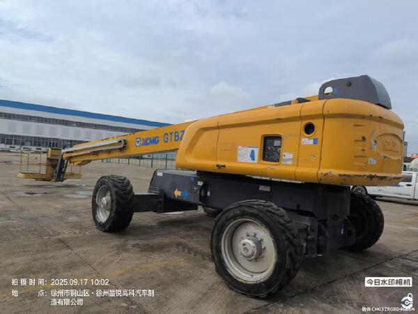 徐工GTBZ38S直臂式高空作業(yè)車(chē)