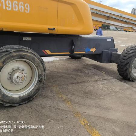 徐工GTBZ38S直臂式高空作业车